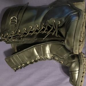 Size 7 unknown brand Boots